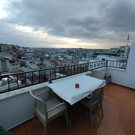 Taksim Ivy Hostel Istanbul