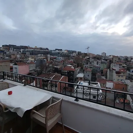 Taksim Ivy