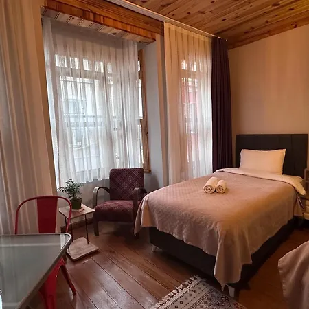 Narpera Taksim Boutique *