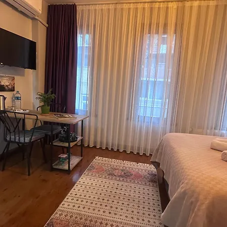 Narpera Taksim Boutique