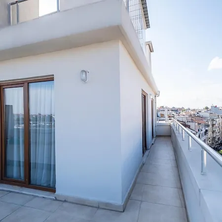 Hotel Lavin & Istambul