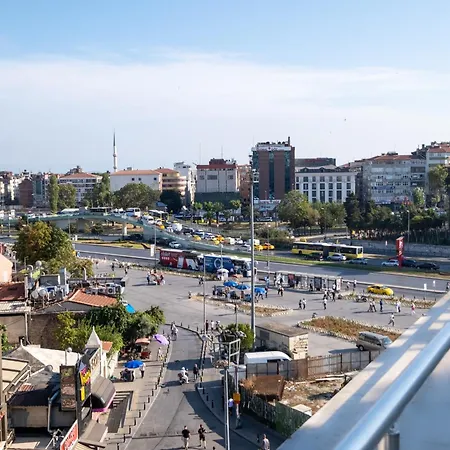 Lavin & Istanbul