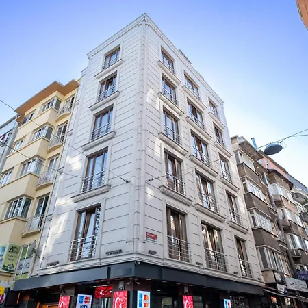 Hotel Lavin &