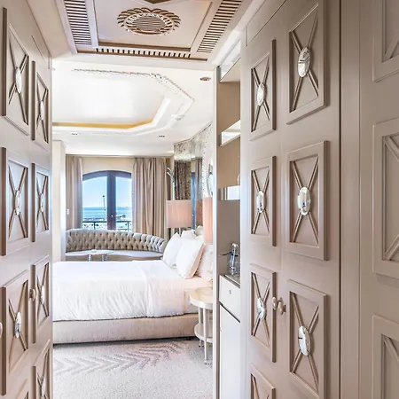 Hotel Wyndham Grand Kalamis Marina Istambul