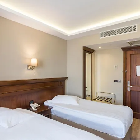 Semsan Hotel 3*