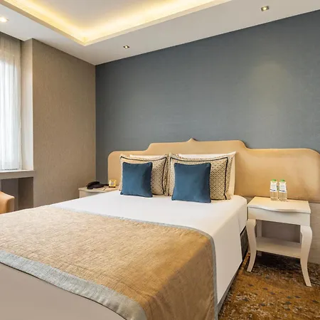 Zurich Old City 4*