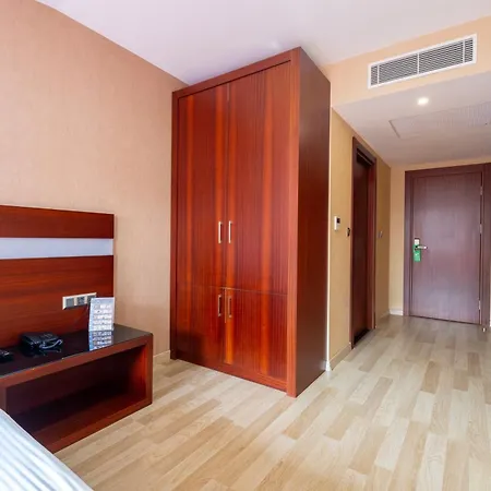 Hotel Clover Sisli 4*
