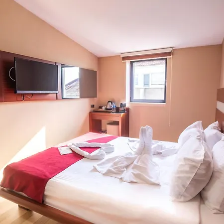 Clover Sisli
