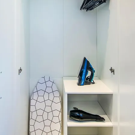 Equipment Modernist Design - In The Bosphorus - Galataport - Taksim Apartment Istanbul