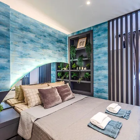 Equipment Modernist Design - In The Bosphorus - Galataport - Taksim Apartment Istanbul