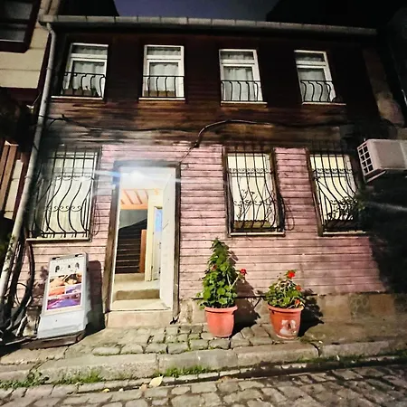 Dedenin Yeri Istanbul