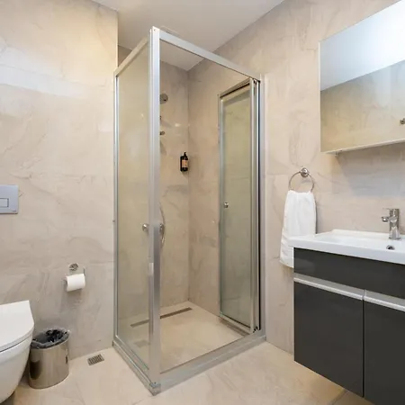 Aparthotel The Yk