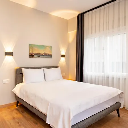 Aparthotel The Yk *