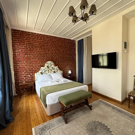 Levant De Luxe Inn Istanbul
