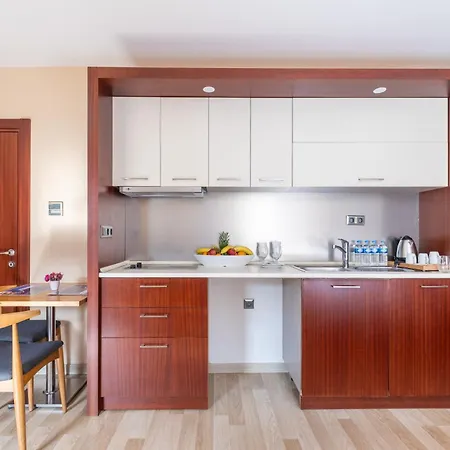 Clover Sisli