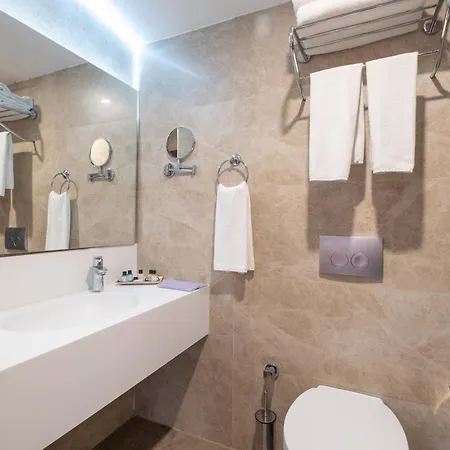 Clover Sisli
