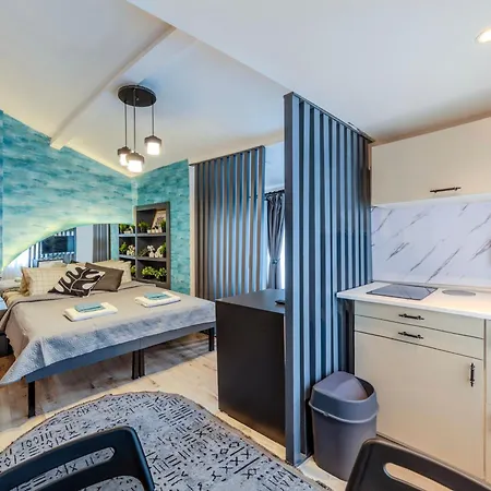 Equipment Modernist Design - In The Bosphorus - Galataport - Taksim Apartment *