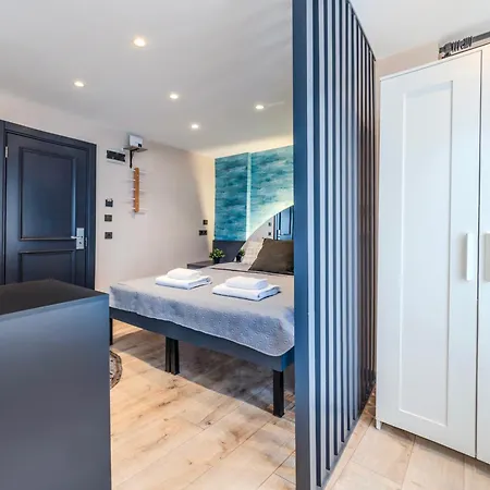 Apartment Equipment Modernist Design - In The Bosphorus - Galataport - Taksim