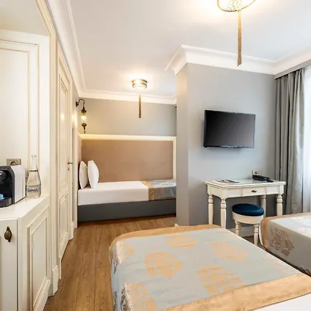 Szálloda Raymond Old City 4*