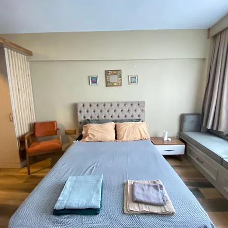 Apartment Kadikoey Modern Loft & Equipped *