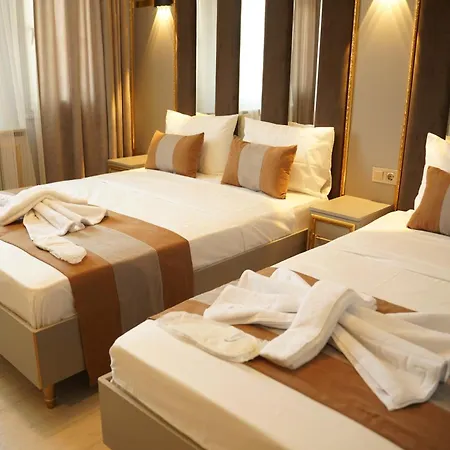 Maria Aparthotel
