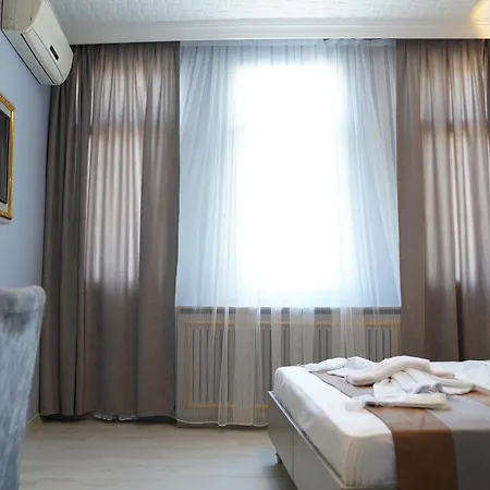 Aparthotel Maria *