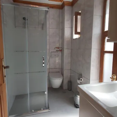 Bed & Breakfast Fevzi Pasa & *