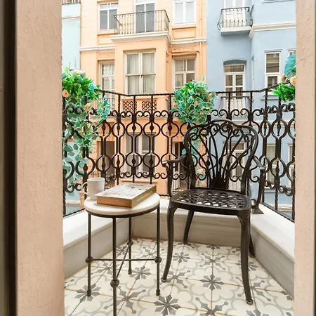 Hotel Des Arts Galata 2*