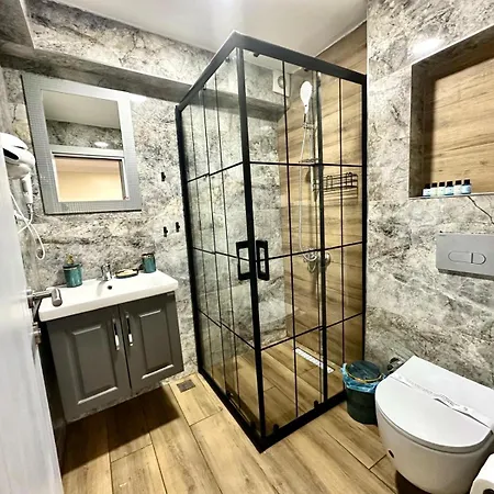 Hotel Taksim Pera Golden 3*