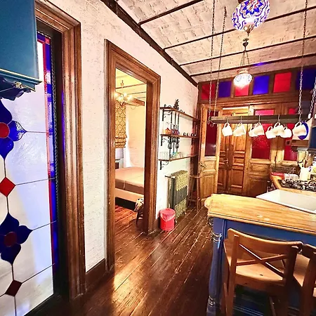 Hotel Taksim Pera Golden 3*