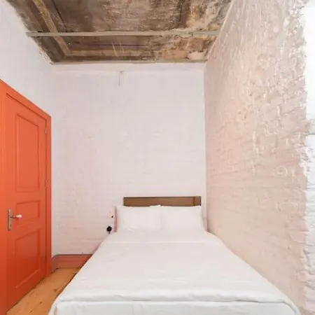 Apartment Penelope's Loft - Just Renovated 5br In Centre *