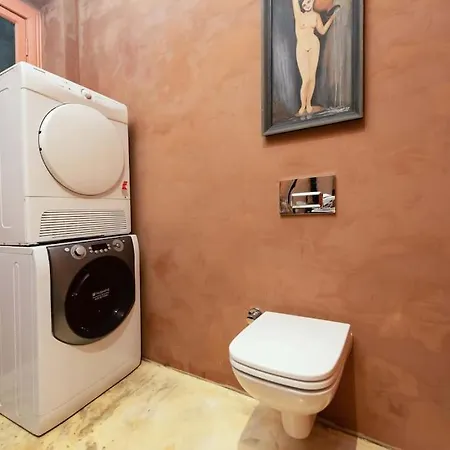 Apartment Penelope's Loft - Just Renovated 5br In Centre *