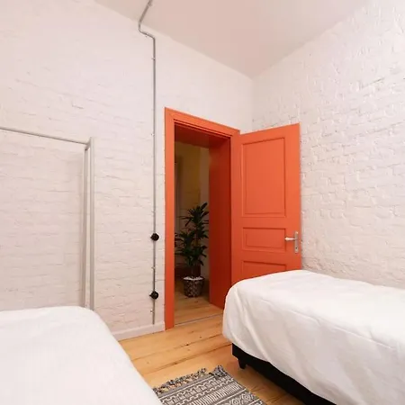 Penelope's Loft - Just Renovated 5br In Centre Apartment Istanbul