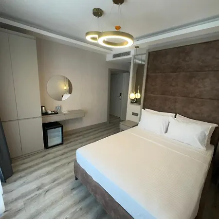 Massimo 3*