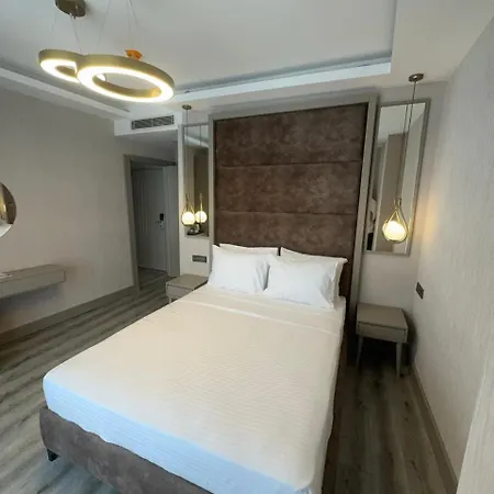 Massimo Hotel 3*