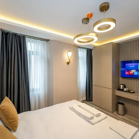 Massimo Istanbul