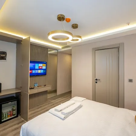 Massimo Hotel 3*