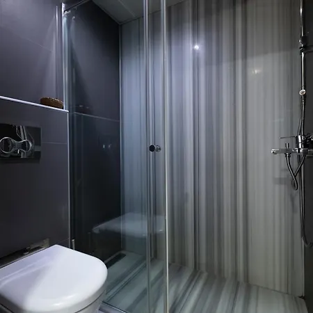 Hotel The Pera 3*