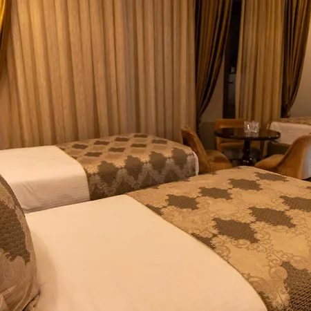 Grand Rosa Hotel