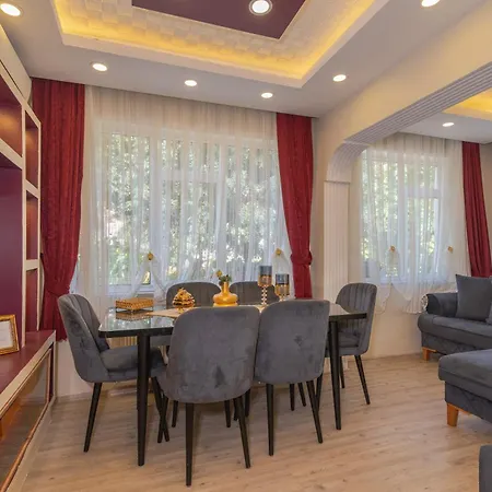 Aparthotel Grand Bella *