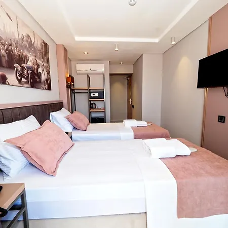 Premium Old Hotel