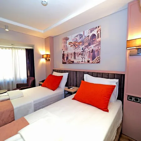 Premium Old Hotel 3*