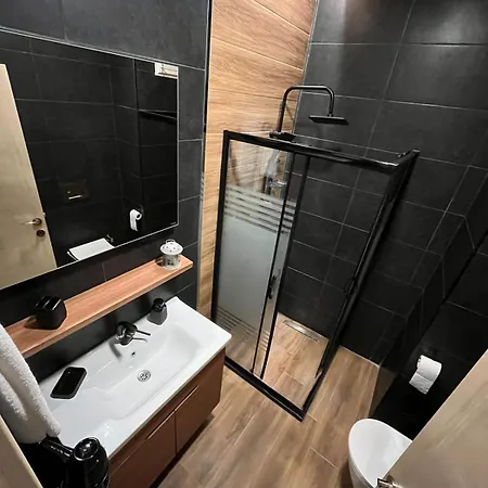 Hotel Majestik *
