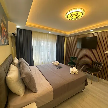 Hotel Ozer &