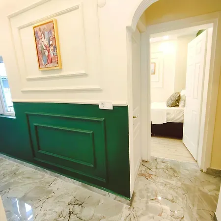 Aparthotel Grand Bella *