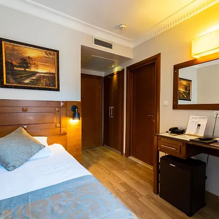 Levent Отель 3*