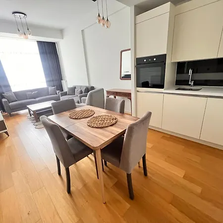 Apartment G Tower At Divan Near To Mimar Sinan Metro Station
