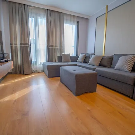 Comfortable 2bedroom In *