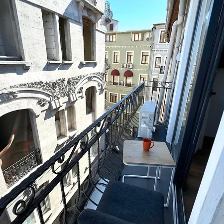 Stylish And Cozy In Taksim Istanbul