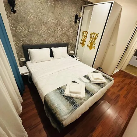 Hotel By Historial Due 3*